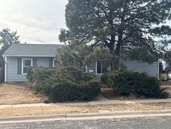 Pre-foreclosure in  Casden Cir Colorado Springs, CO 80909