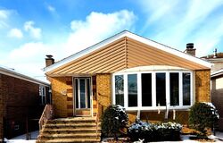 Pre-foreclosure in  S Melvina Ave Chicago, IL 60638
