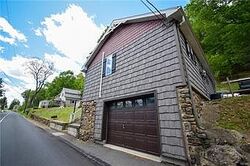  Valley Rd, Tamaqua PA