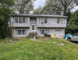 Pre-foreclosure in  Greenhill Rd Hamburg, NJ 07419