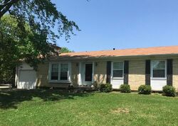 Pre-foreclosure in  Eider Dr Louisville, KY 40258