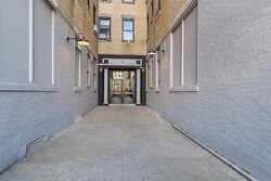 Pre-foreclosure in  Broadway  New York, NY 10033
