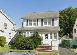 Pre-foreclosure in  Overlook Ter Union, NJ 07083