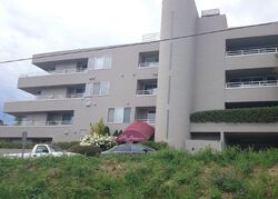 Pre-foreclosure in  5th Ave N  Seattle, WA 98109