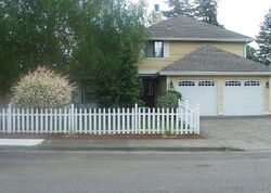 Pre-foreclosure in  I St Se Auburn, WA 98002