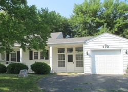 Pre-foreclosure in  GARFIELD RD Ingleside, IL 60041