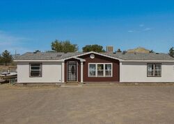 Pre-foreclosure in  Clover Ln Bloomfield, NM 87413
