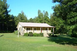 Pre-foreclosure in  COMER RD Gray, GA 31032