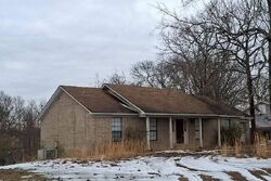 Pre-foreclosure in  Art Pond Rd Conway, AR 72032