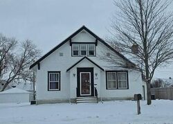  S 4th St, Le Sueur MN