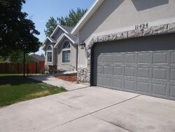 Pre-foreclosure in  S Cranberry Hill Ct Draper, UT 84020