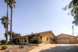 Pre-foreclosure in  High Crest Pl Escondido, CA 92025