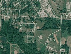 Pre-foreclosure in  Railroad St Fayette, MO 65248