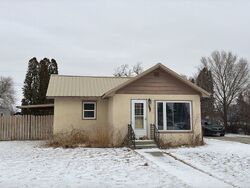 Pre-foreclosure in  5th St Se Sidney, MT 59270