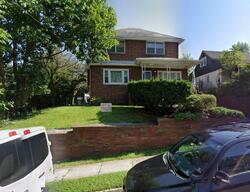 Pre-foreclosure in  Hazlitt Ave Leonia, NJ 07605