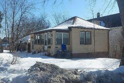 Pre-foreclosure in  Winnipeg Ave Duluth, MN 55806