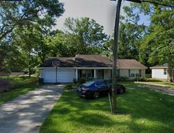 Pre-foreclosure in  Barnett Ave Moss Point, MS 39563