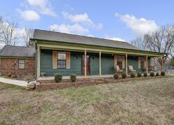 Pre-foreclosure in  Branchview Dr Olive Branch, MS 38654