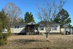 Pre-foreclosure in  Lennis Cuevas Rd Saucier, MS 39574
