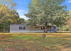 Pre-foreclosure in  Cedar St Florence, MS 39073