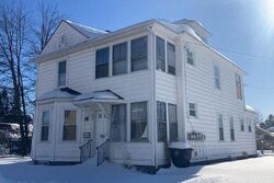 Pre-foreclosure in  Lake St Nashua, NH 03060