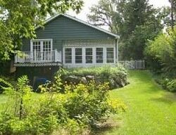 Pre-foreclosure in  Leona St White Lake, MI 48386