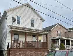 Hill St, Jermyn PA