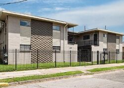 Pre-foreclosure Listing in Carondelet St Apt H NEW ORLEANS, LA 70130