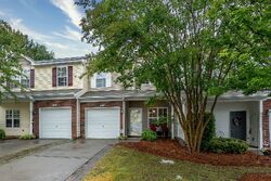 Pre-foreclosure in  Singleleaf Ln Charlotte, NC 28278