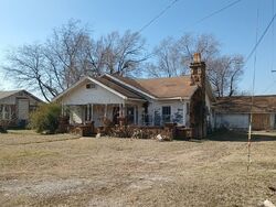  N 6th Ave, Stroud OK
