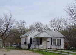 Pre-foreclosure in  Sw 32nd St Oklahoma City, OK 73109