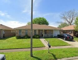 Pre-foreclosure in  Queensway Dr New Orleans, LA 70128