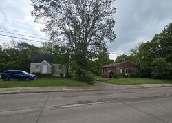 Pre-foreclosure in  E Washington St East Peoria, IL 61611