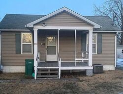 Pre-foreclosure in  Mildred Ave East Saint Louis, IL 62206