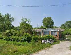 Pre-foreclosure in  Gay Ave East Saint Louis, IL 62207