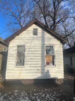 Pre-foreclosure in  S Matthew St Peoria, IL 61605