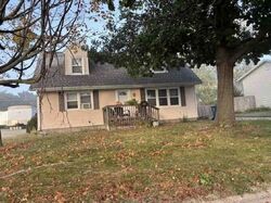 Pre-foreclosure in  Woods Ave Camanche, IA 52730