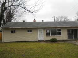 Pre-foreclosure in  LAURALEE DR East Saint Louis, IL 62206