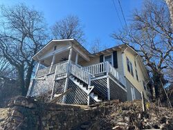 Pre-foreclosure in  Baker St Chattanooga, TN 37405