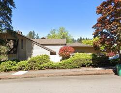 Pre-foreclosure in  SW Village Ln Beaverton, OR 97007