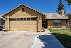 Pre-foreclosure in  Westfall Ln Modesto, CA 95357