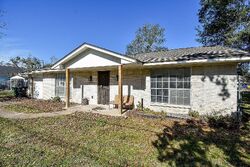 Pre-foreclosure in  Cruse Rd Houston, TX 77016