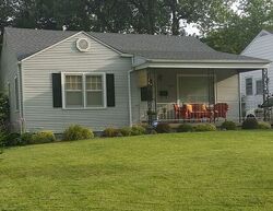 Pre-foreclosure in  W California Ave Decatur, IL 62522