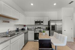 Pre-foreclosure in  Mandovi St Davenport, FL 33837