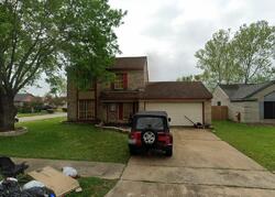 Pre-foreclosure in  Green Meadow Dr La Porte, TX 77571
