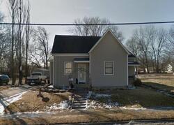 Pre-foreclosure in  E Ohio St Clinton, MO 64735
