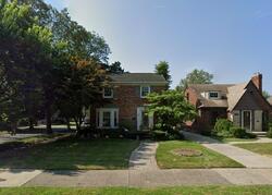Pre-foreclosure in  Lancaster St Grosse Pointe, MI 48236