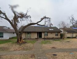Pre-foreclosure in  Lockmoor Ln Dallas, TX 75220