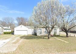Pre-foreclosure in  Edith Ln Haltom City, TX 76117