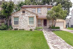Pre-foreclosure in  Hazel St Beaumont, TX 77702